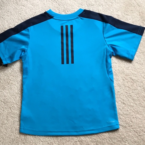 ADDIDAS BOYS SIZE 5 SHORT SLEEVE TEE - Picture 6 of 6